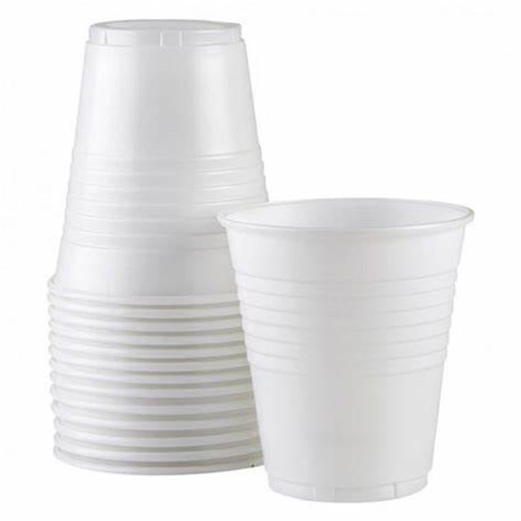 WHITE PLASTIC CUPS 100