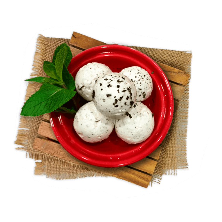 AYNOOR  BALL LABNEH IN OIL 400G